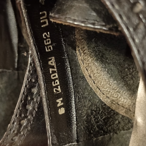 Vintage Carriage Court women's black Oxford shoes, sz 6 EUC - Picture 4 of 7